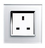 RTS2000 13A Single Plug Socket White