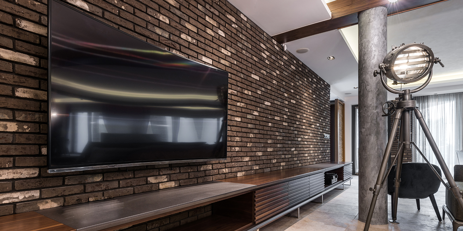 Motorised TV mounts RetroTouch Light Switches & Plug Sockets